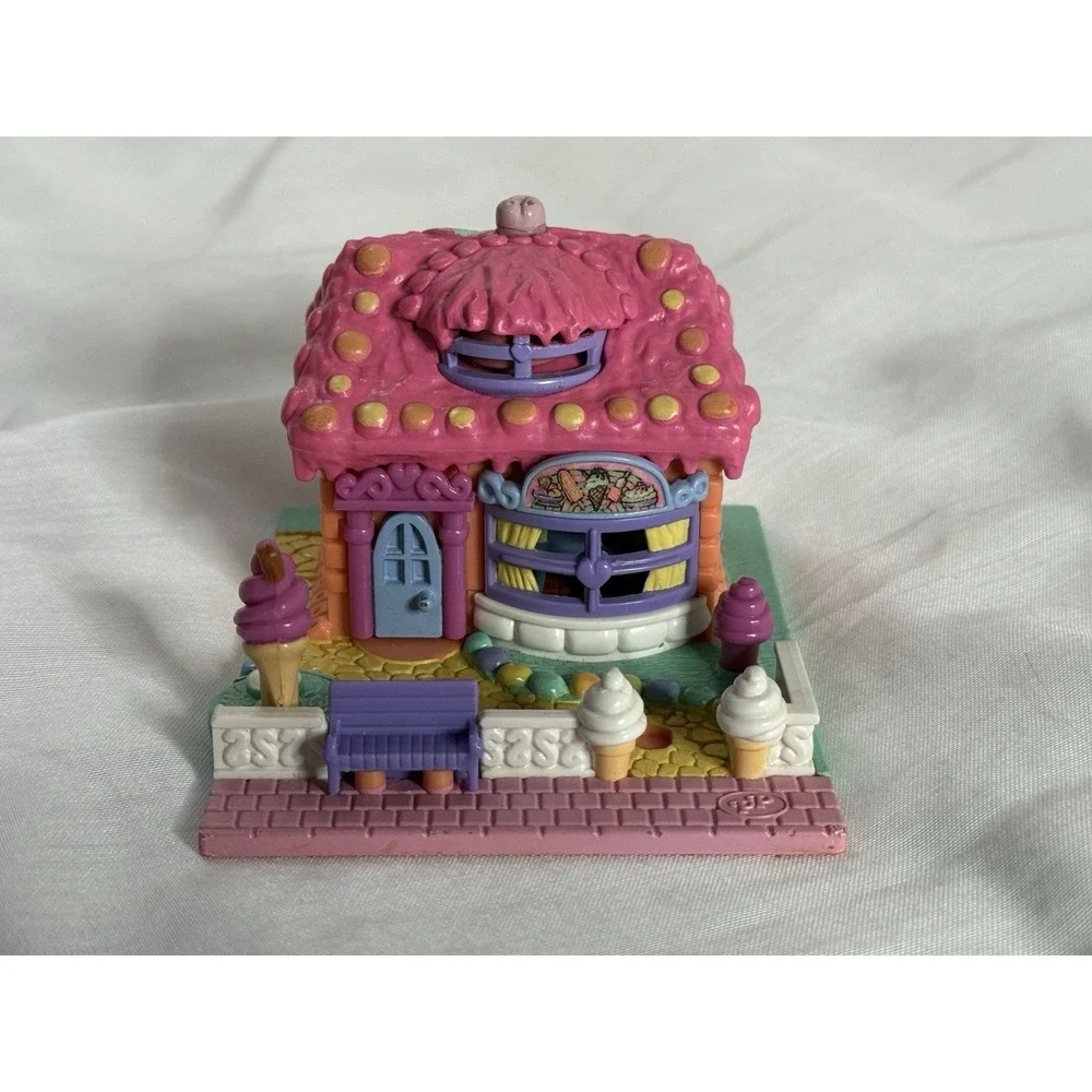 VTG 1995 Polly Pocket Bluebird Ice Cream Parlor Scented Playset No Figures